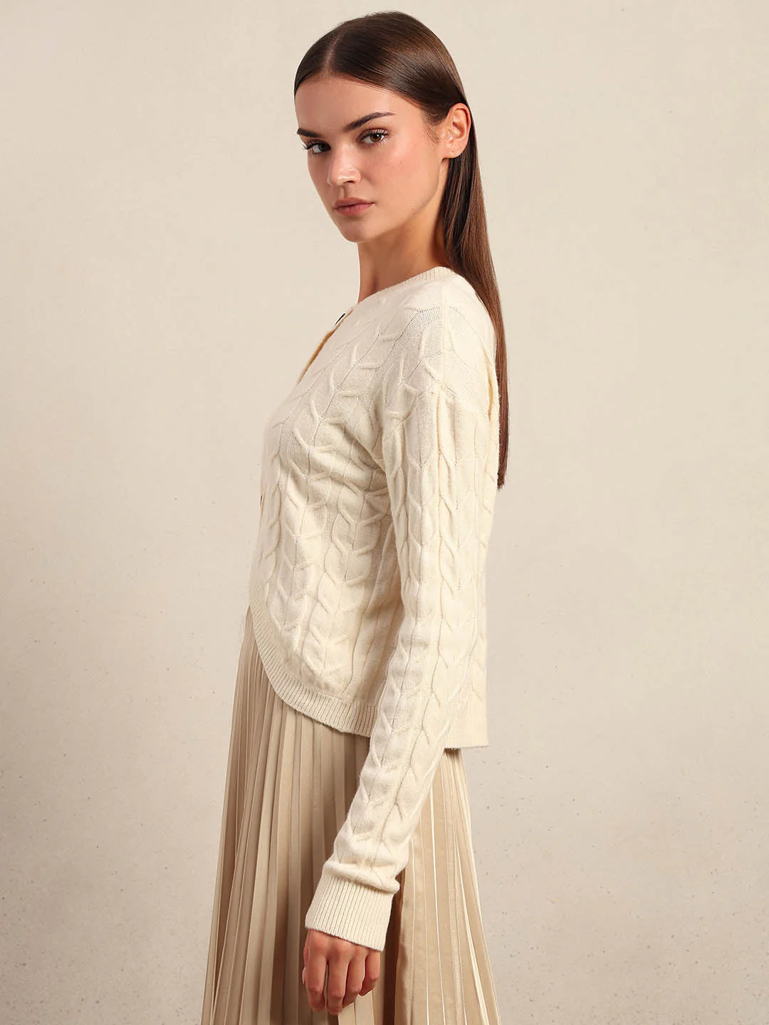 Cream Cable-Knit Cardigan - Image 3