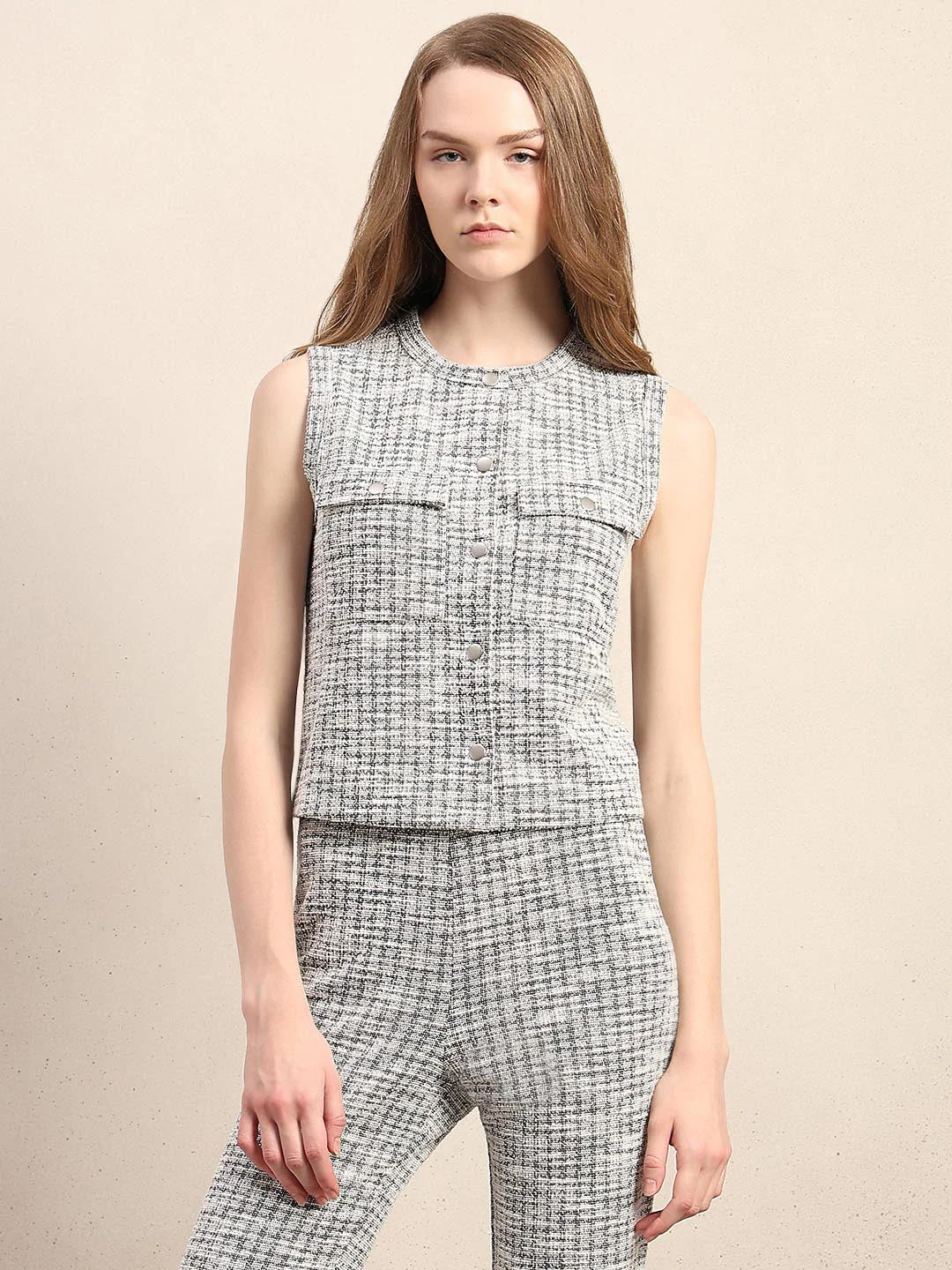 Grey Textured Sleeveless Knit Tops - Image 2