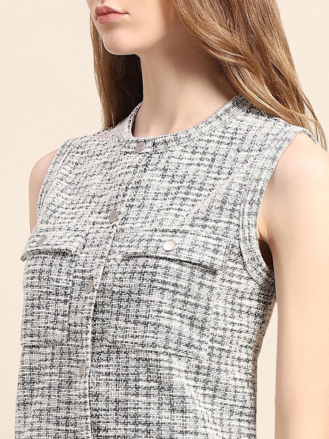 Grey Textured Sleeveless Knit Tops - Image 8