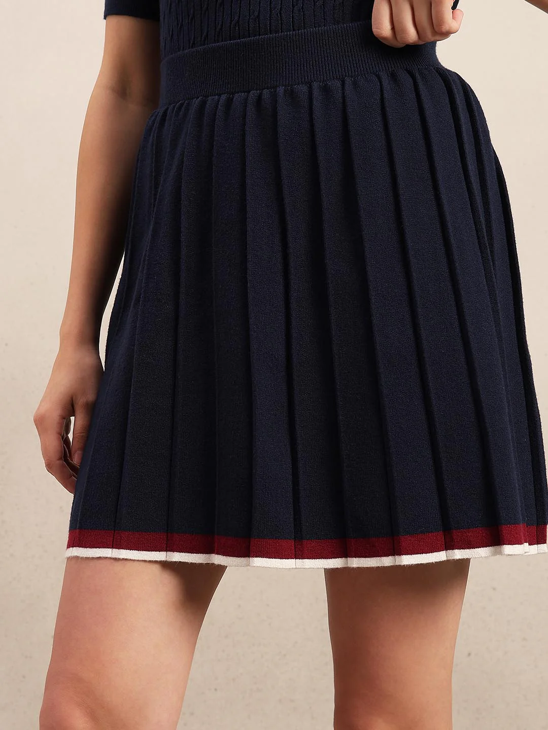 Navy Blue Pleated Knitted Skirt - Image 6