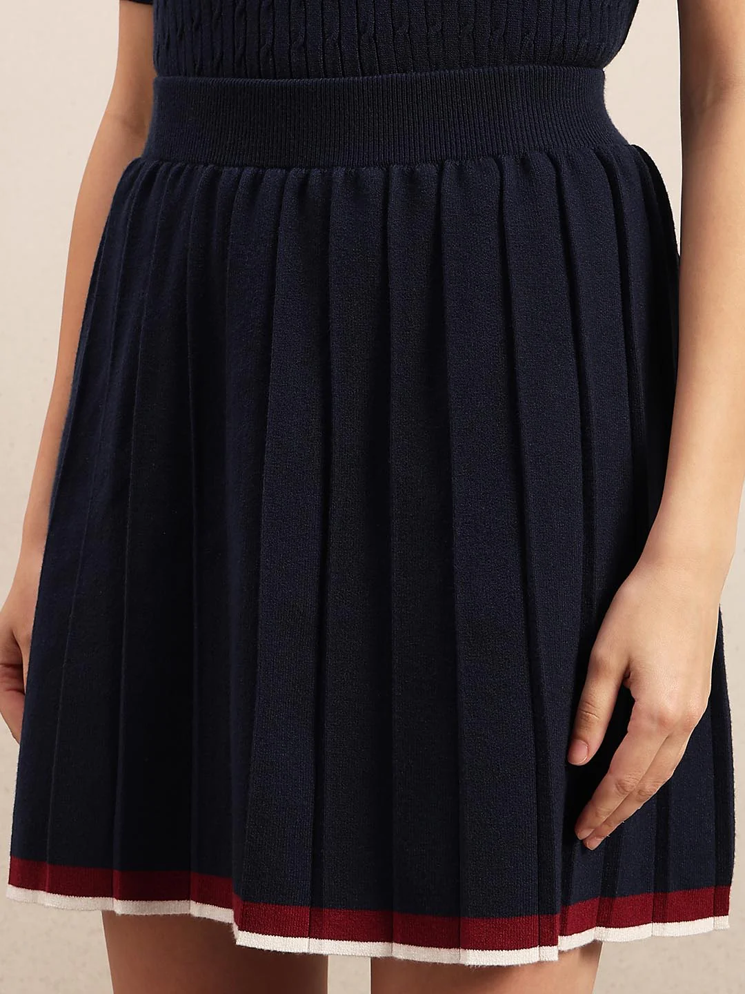 Navy Blue Pleated Knitted Skirt - Image 8