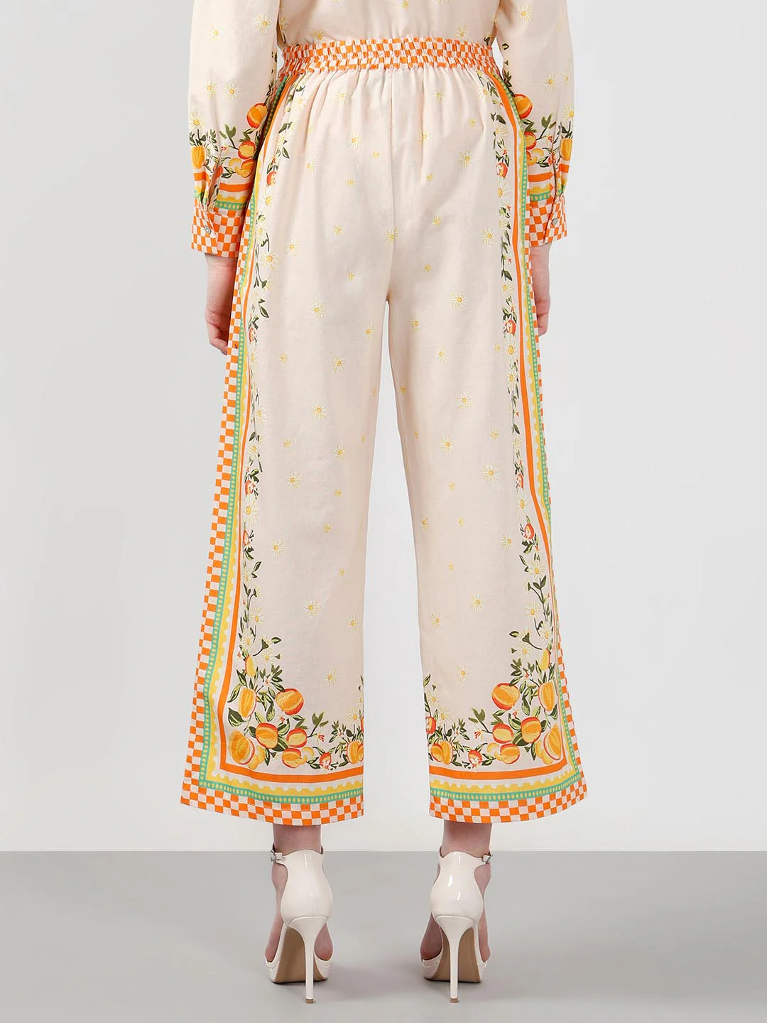 Vero Moda Yellow Printed Pants - Image 3