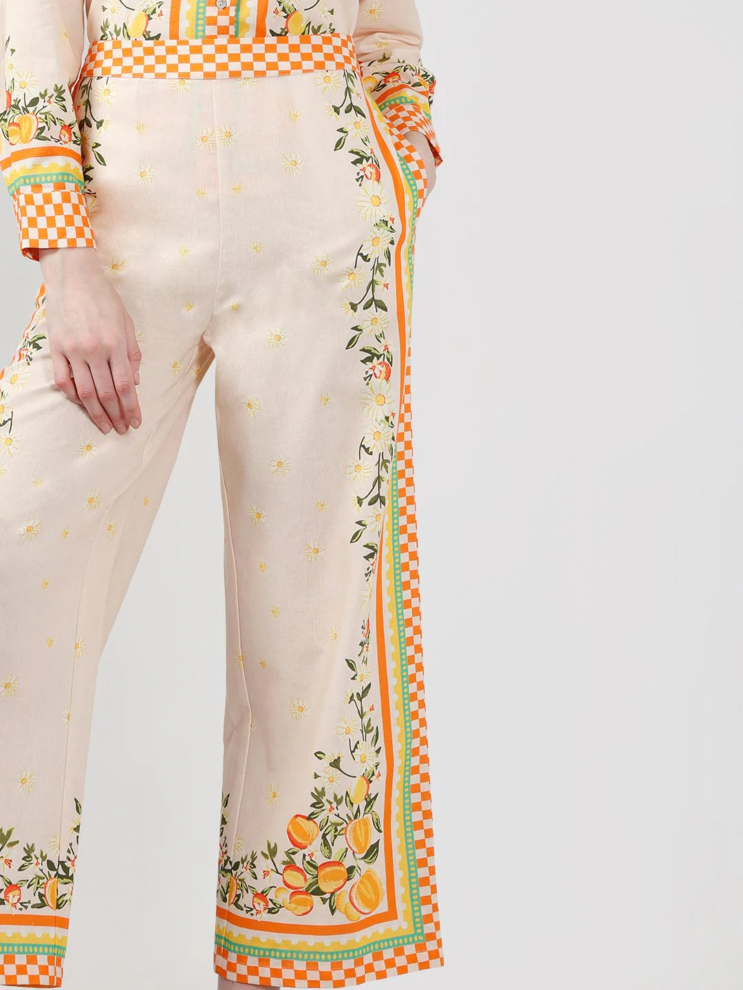 Vero Moda Yellow Printed Pants - Image 6