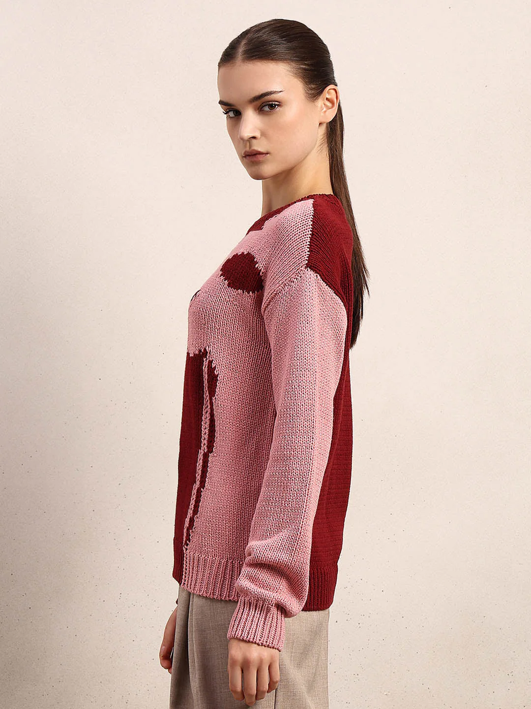 Dual Tone O-Neck Pullover - Image 3