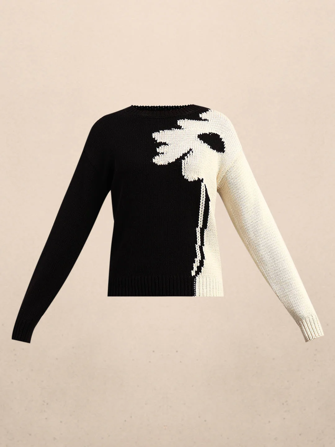 Dual Tone O-Neck Pullover - Black - Image 7