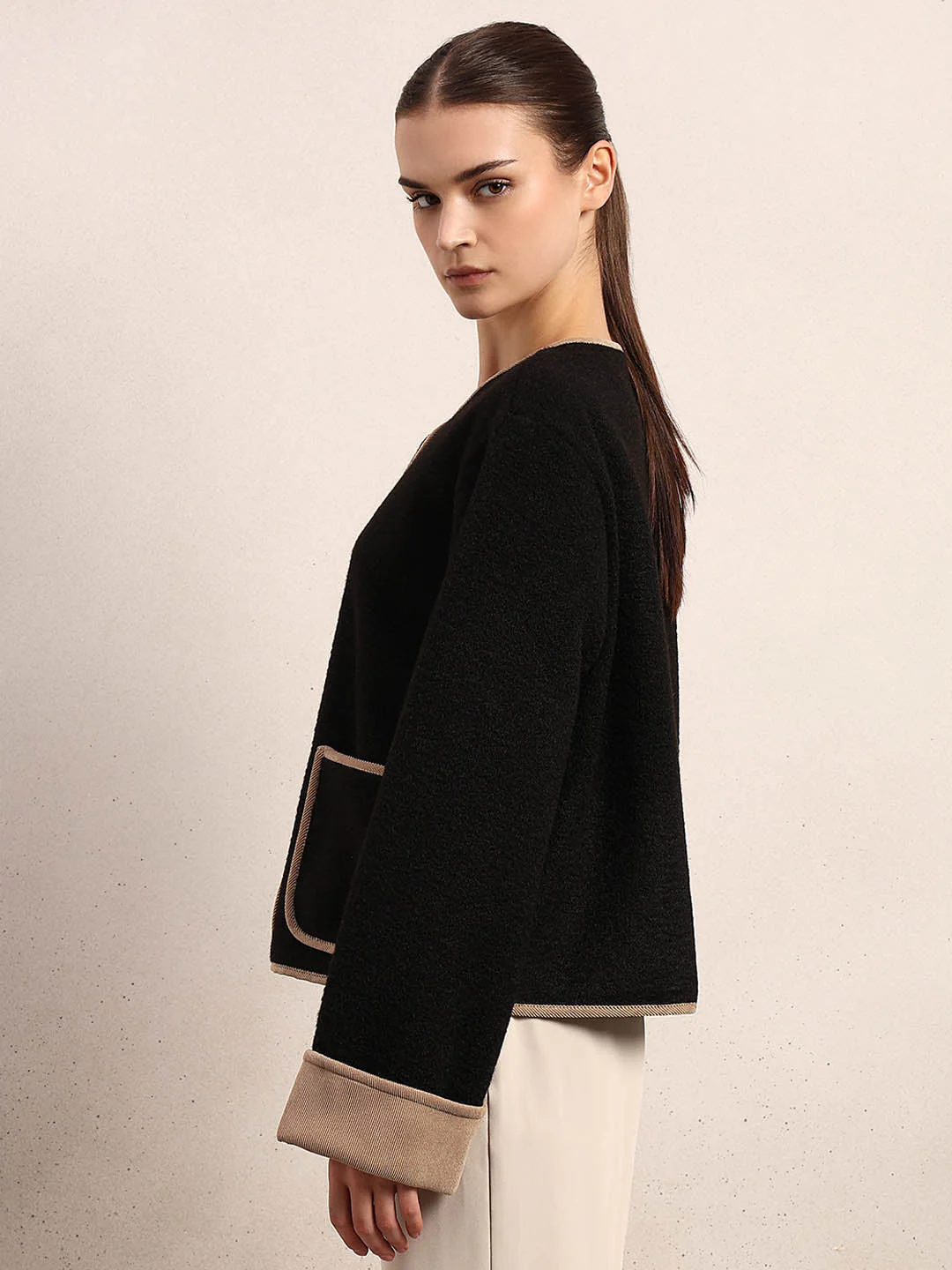 Black Contrast Trim Short Jacket - Image 3