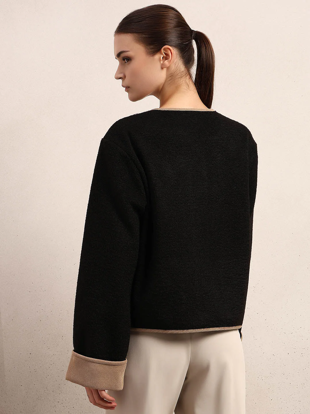 Black Contrast Trim Short Jacket - Image 4