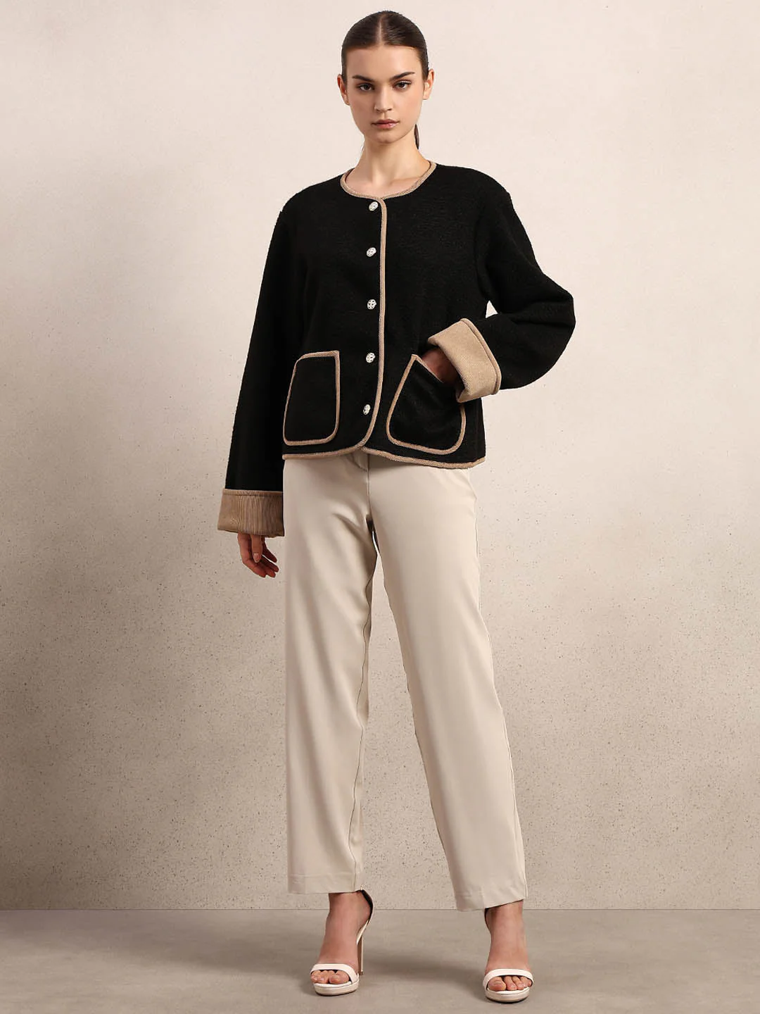 Black Contrast Trim Short Jacket - Image 5