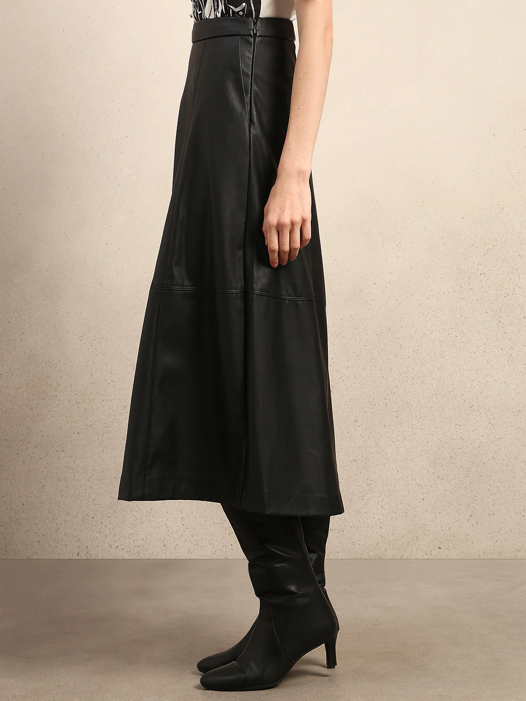 Faux Leather High Rise Skirt - Black - Image 3