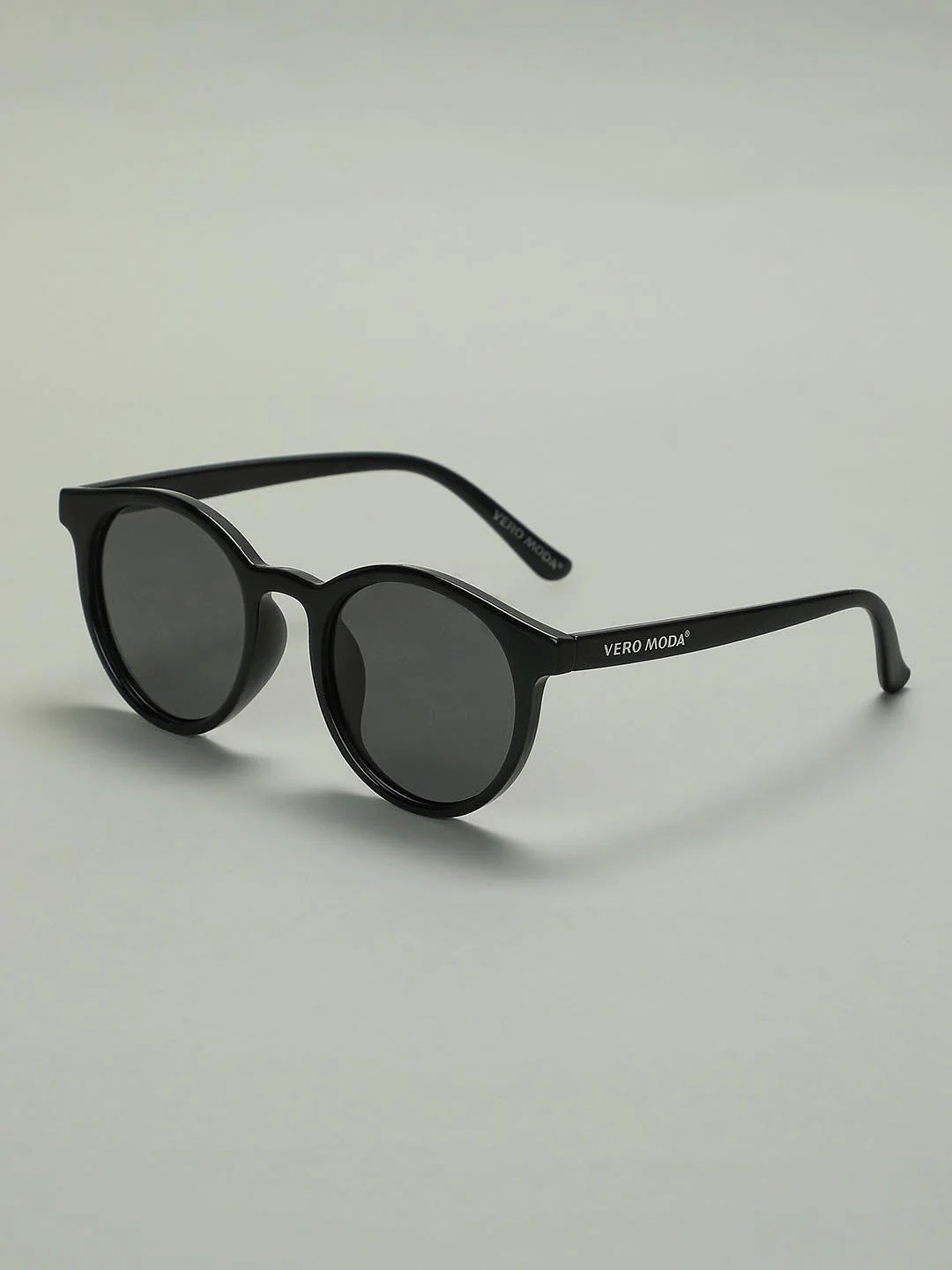 Black Round Framed Sunglasses - Image 3