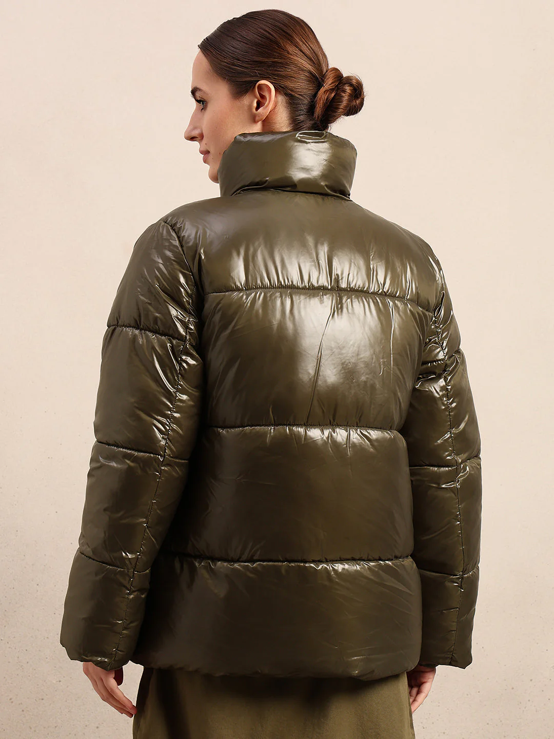 Olive Green Short Puffer Jacket - Image 4