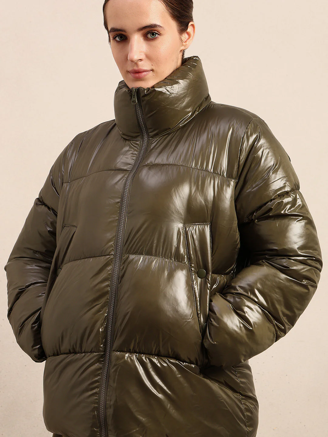 Olive Green Short Puffer Jacket - Image 6