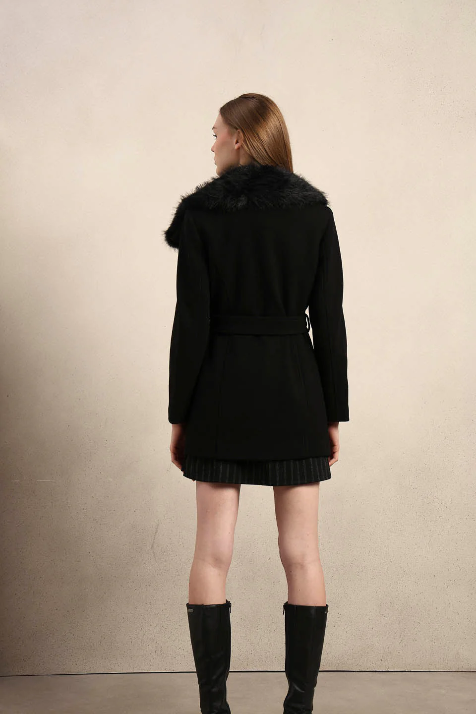 Faux Fur Collar Belted Coat - Image 10