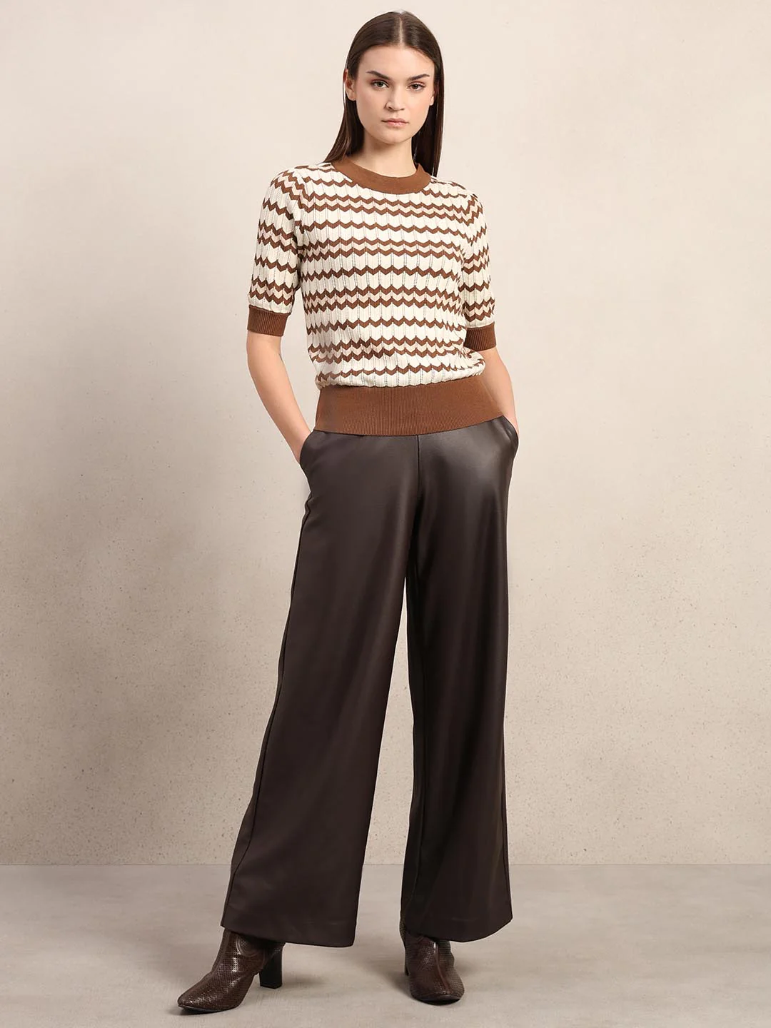 Ecru & Brown Knitted Top - Image 5