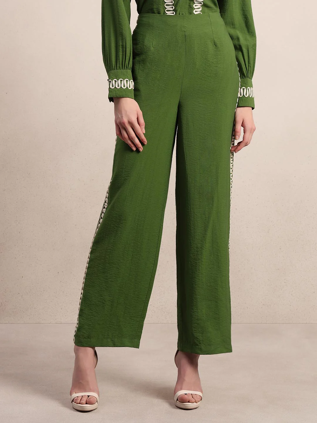 Green Ribbon Detailed Pants - Image 2