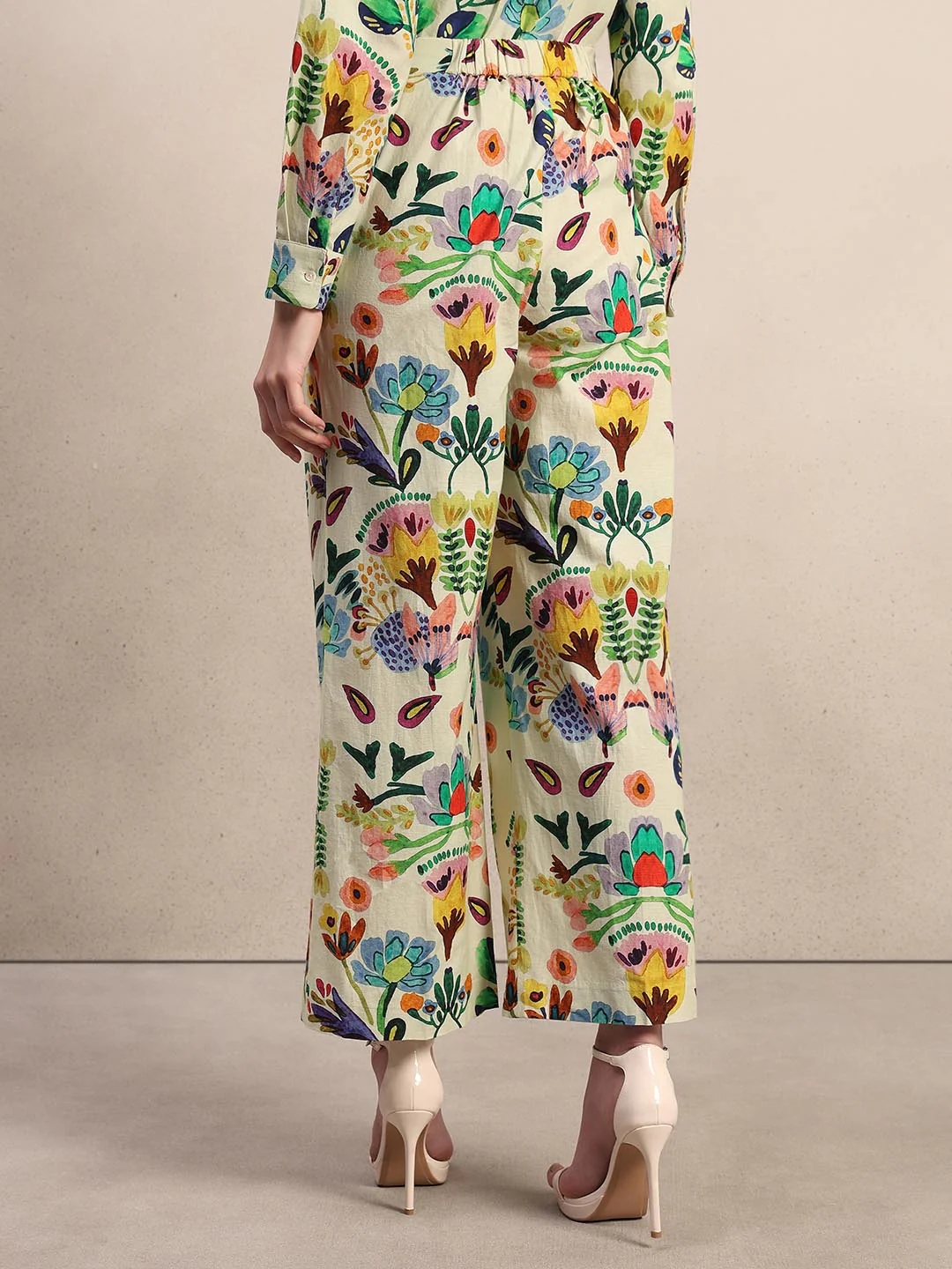 Multi-Colour Printed Straight Fit Pants - Image 4