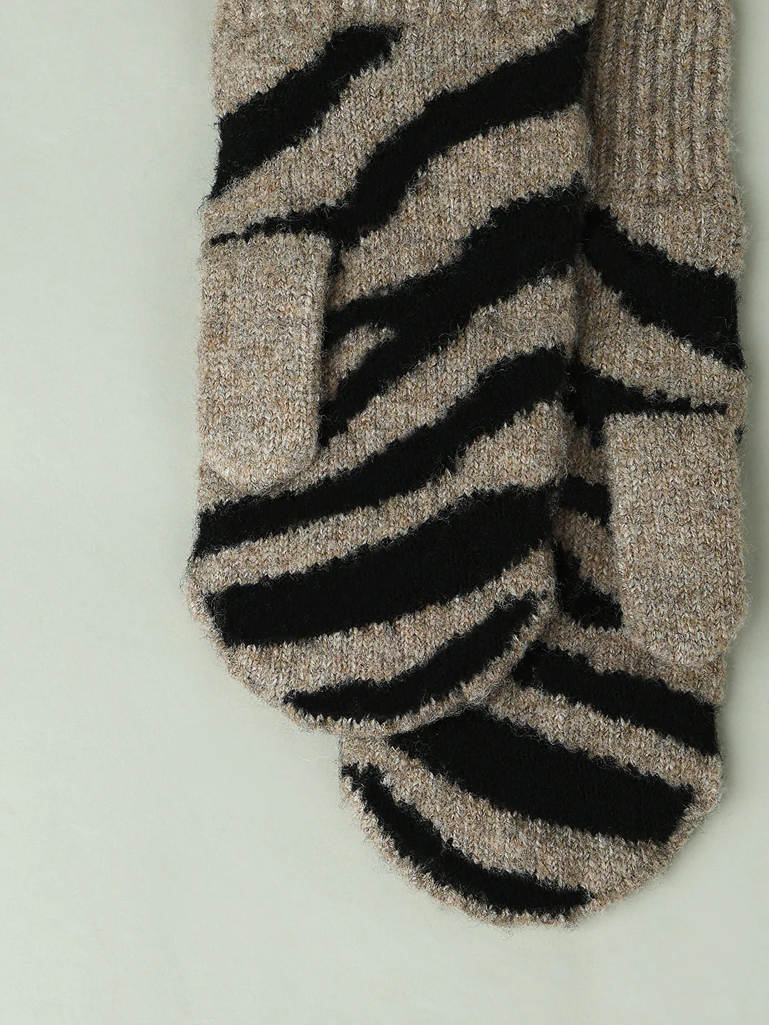 Zebra Print Mittens - Image 4