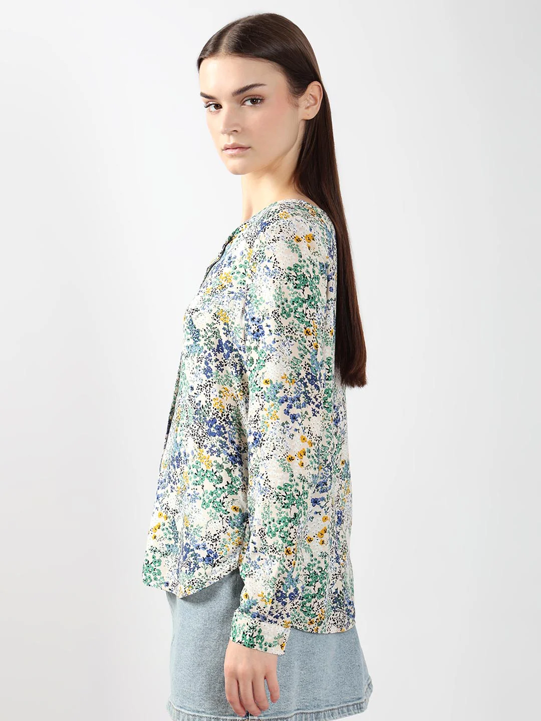 Vero Moda White Floral Print Shirt - Image 4