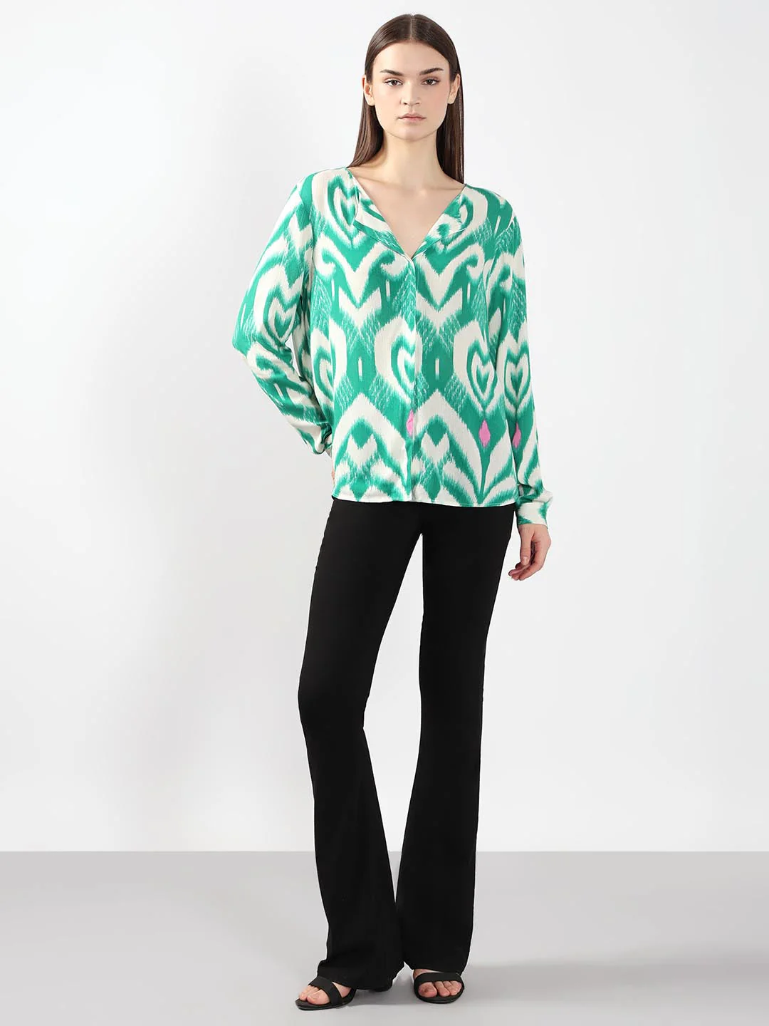 Vero Moda Green Abstract Print Shirt - Image 5