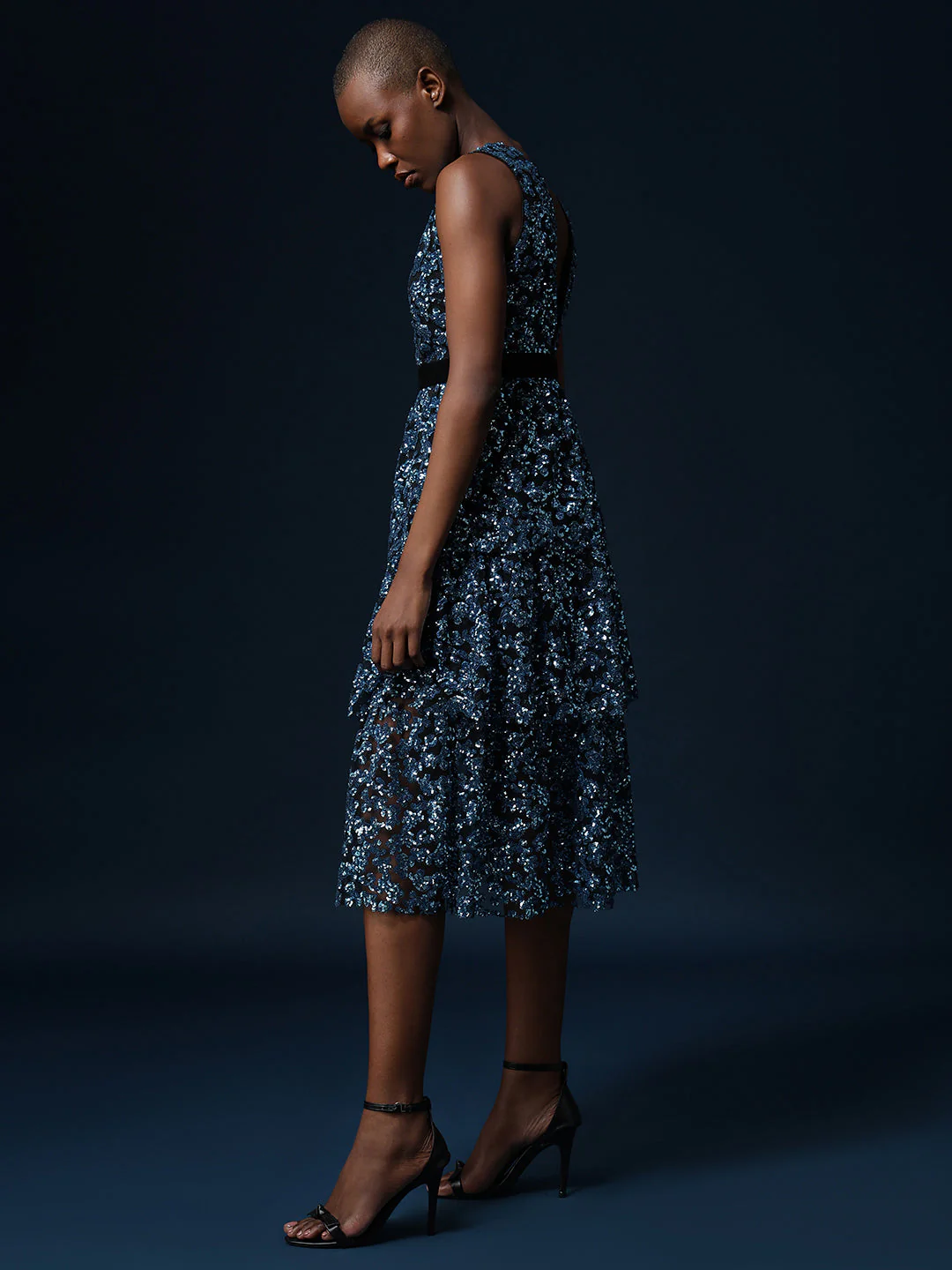 Marquee Sequined Tiered Midi Dress - Image 3