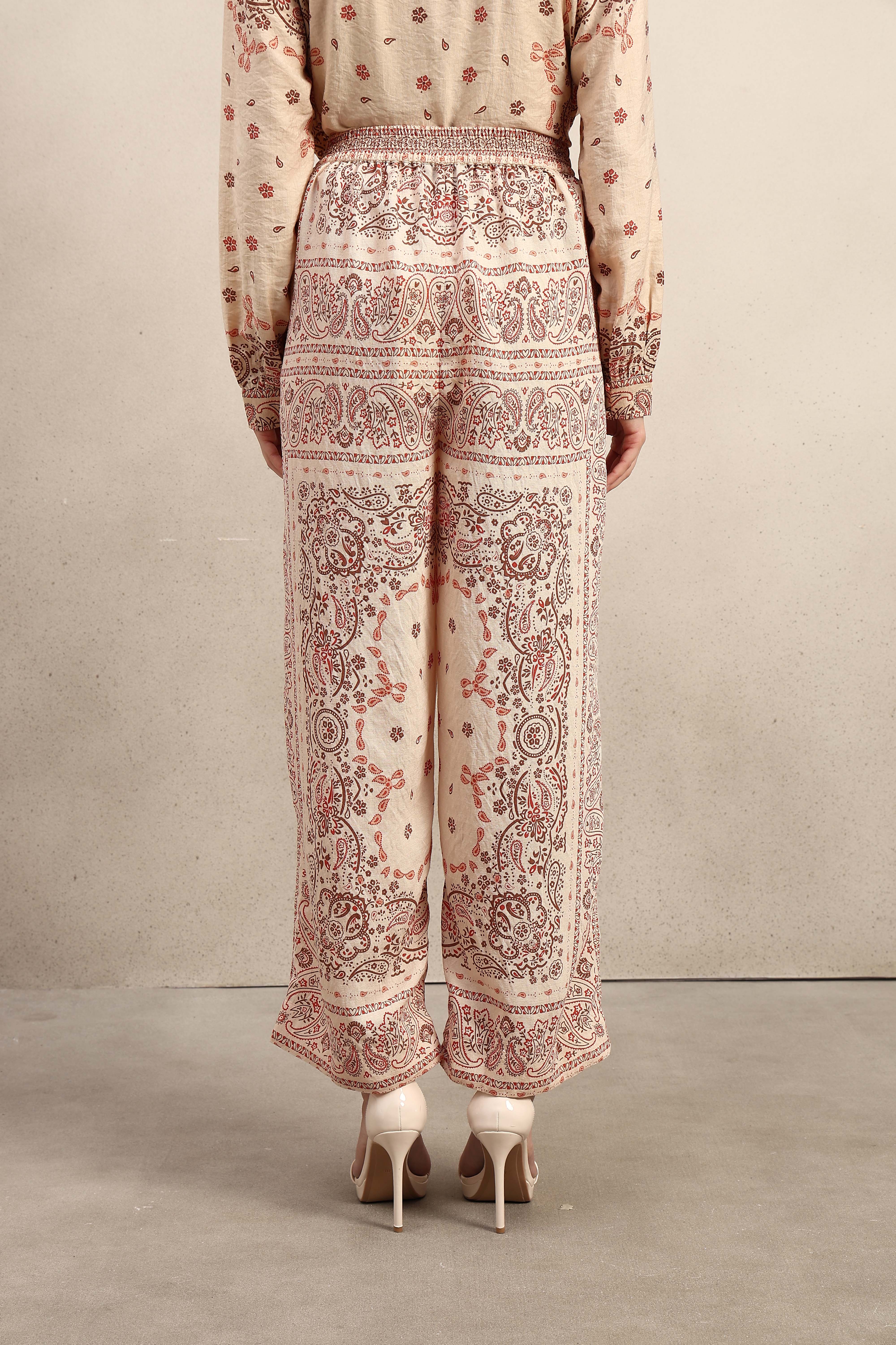 Printed Wide Leg Pants - Image 10