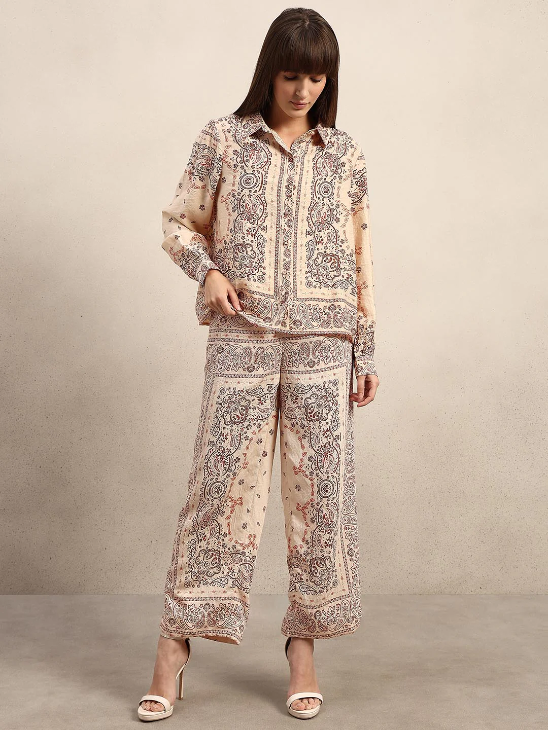 Beige Printed Regular Fit Shirt - Image 5