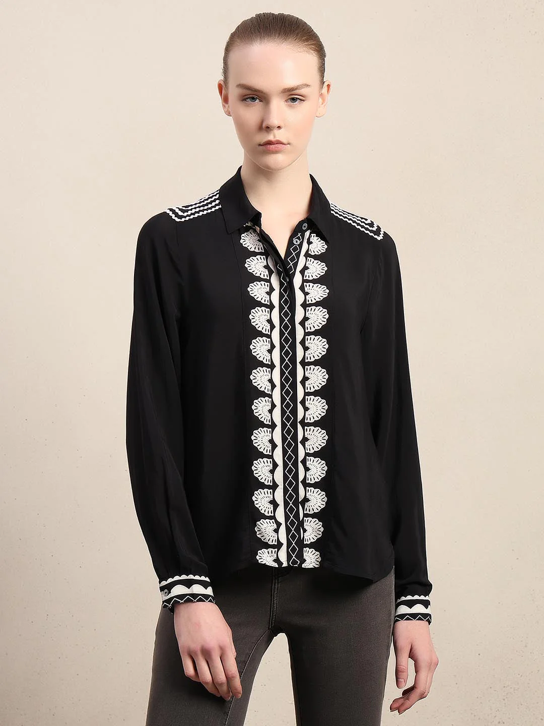 Black Contrast Embroidery Viscose Shirt - Image 2