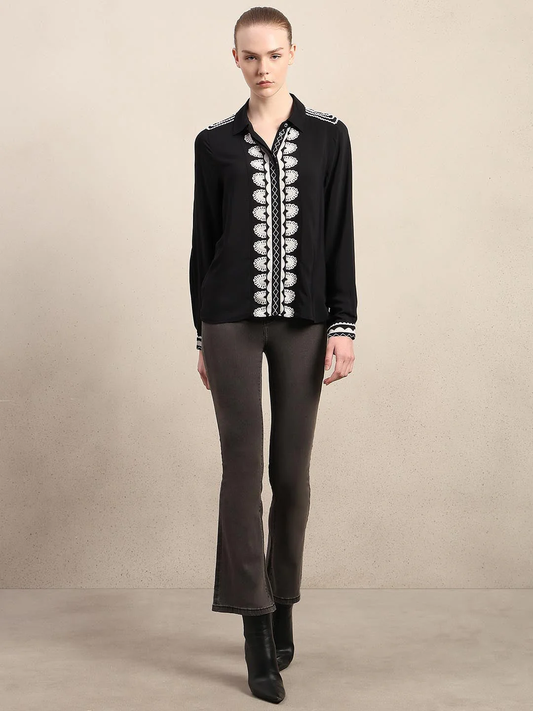Black Contrast Embroidery Viscose Shirt - Image 5