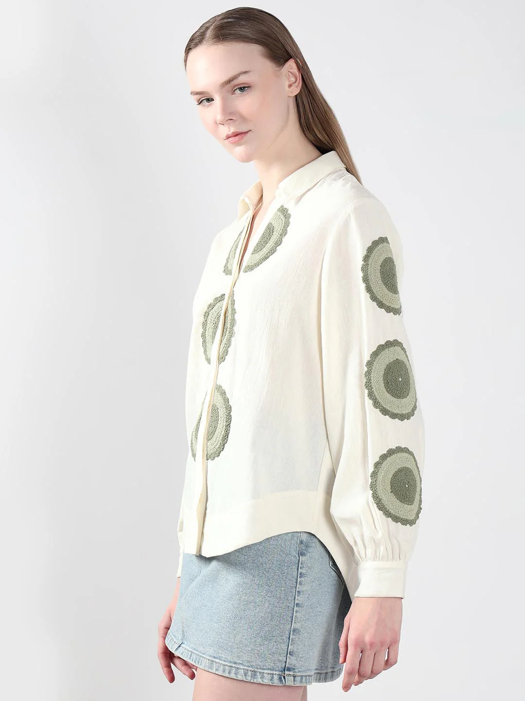 White Embroidered Shirt - Image 4