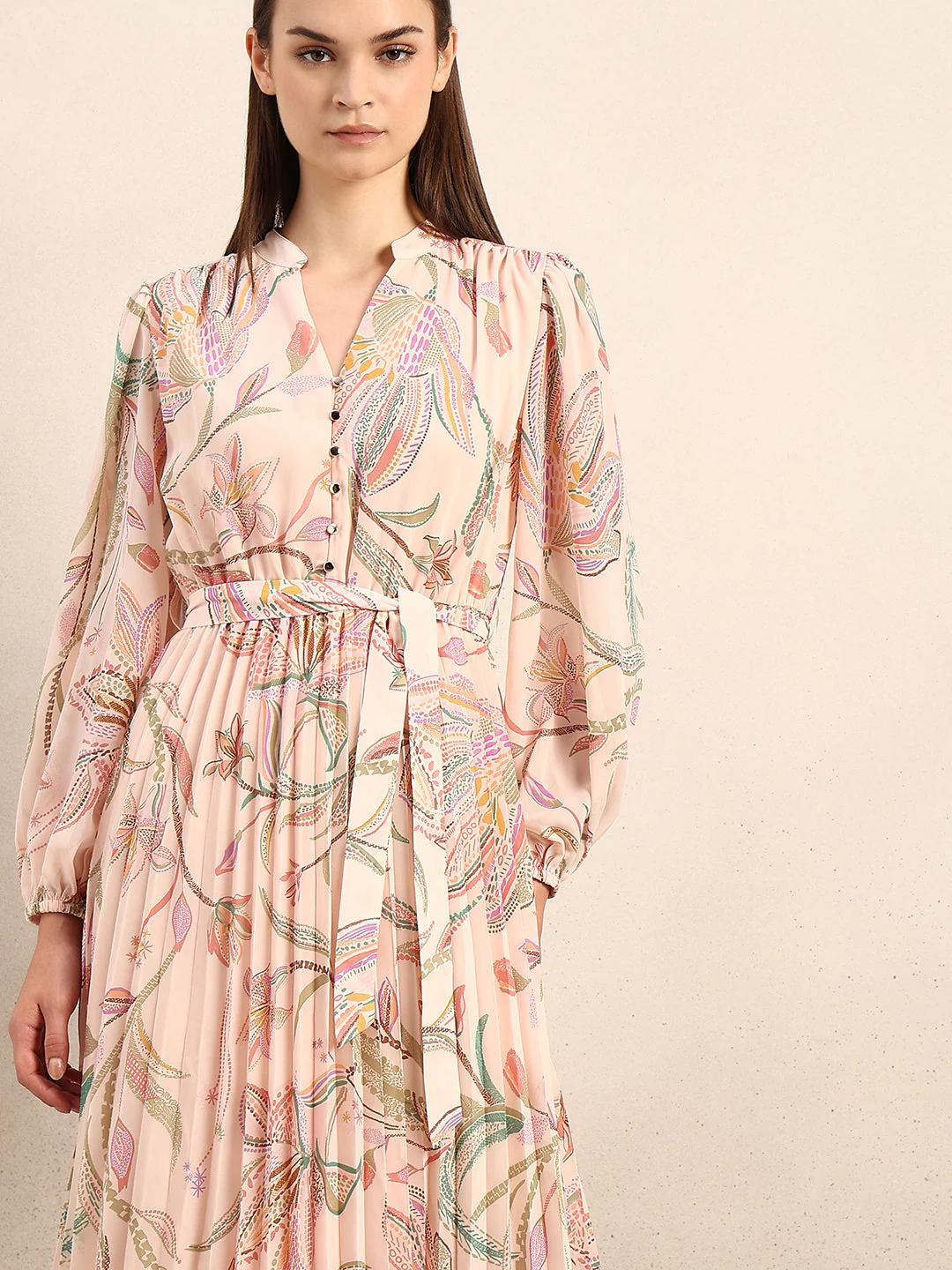 Peach Floral Pleated Midi Dress - Image 5