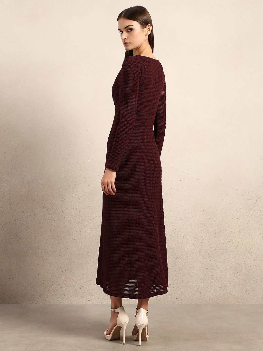 Burgundy Textured Midi Dress - Image 4