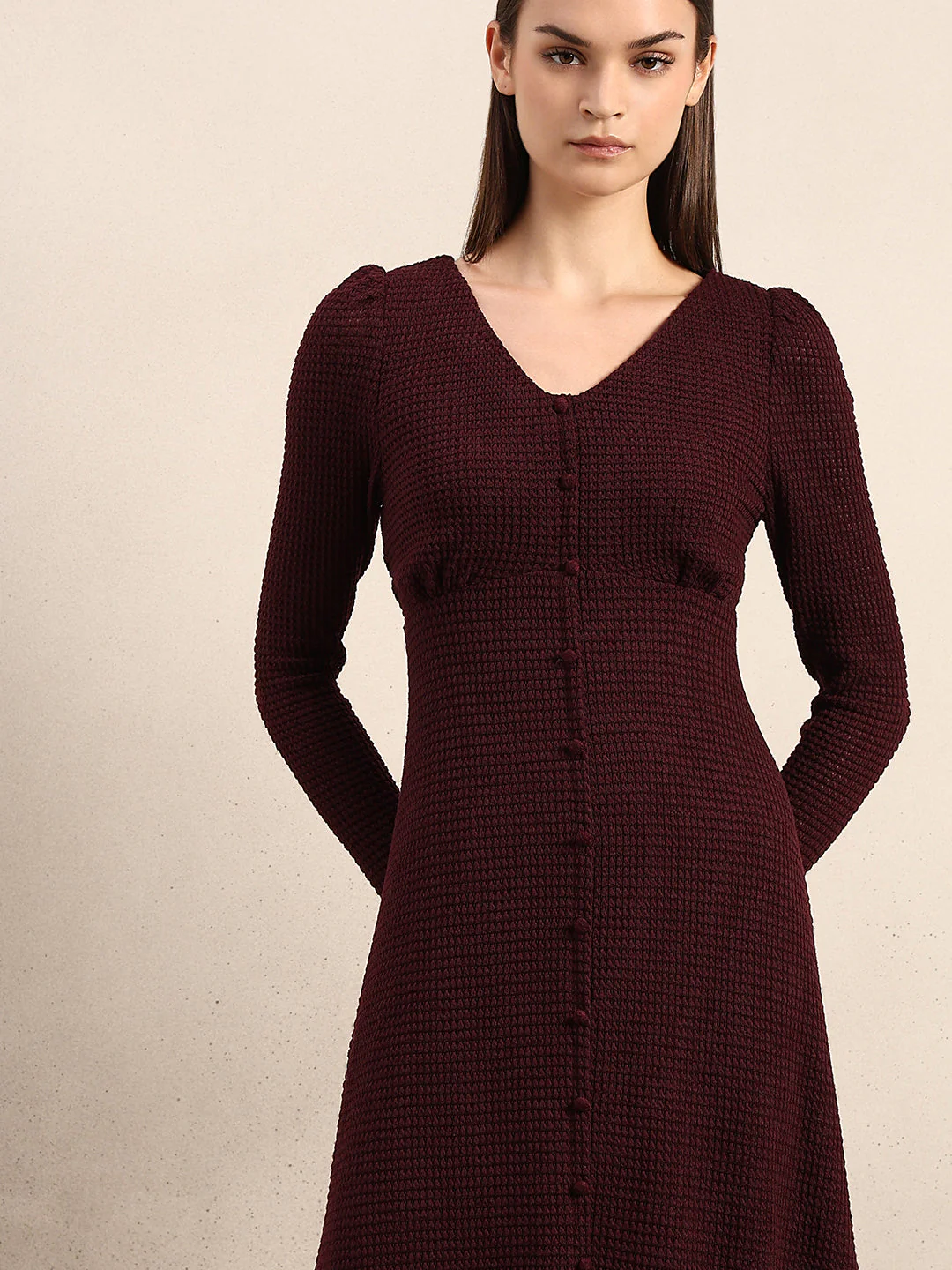 Burgundy Textured Midi Dress - Image 5