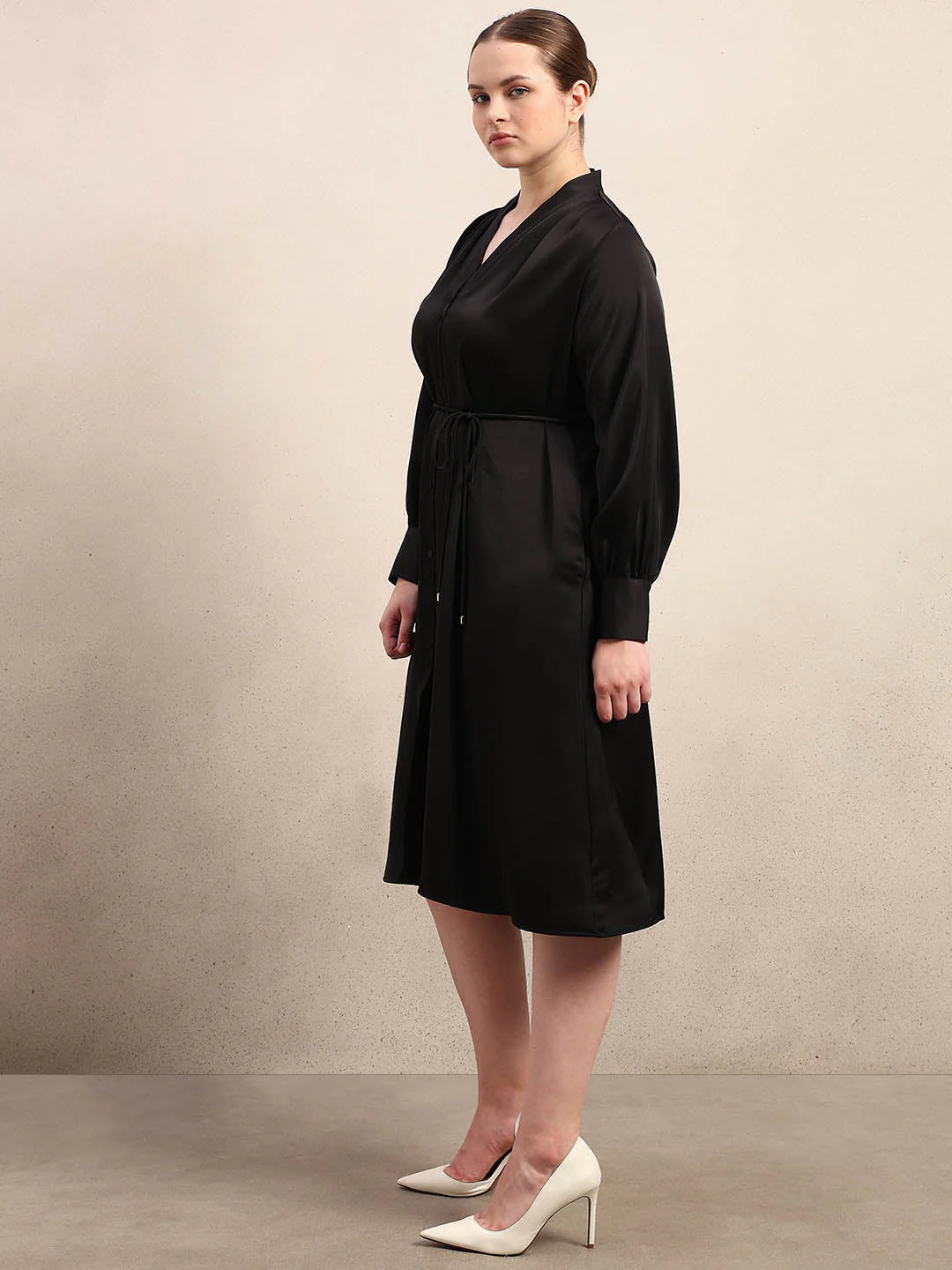 Curve Belted V-Neck Midi Dress - Black - Image 3