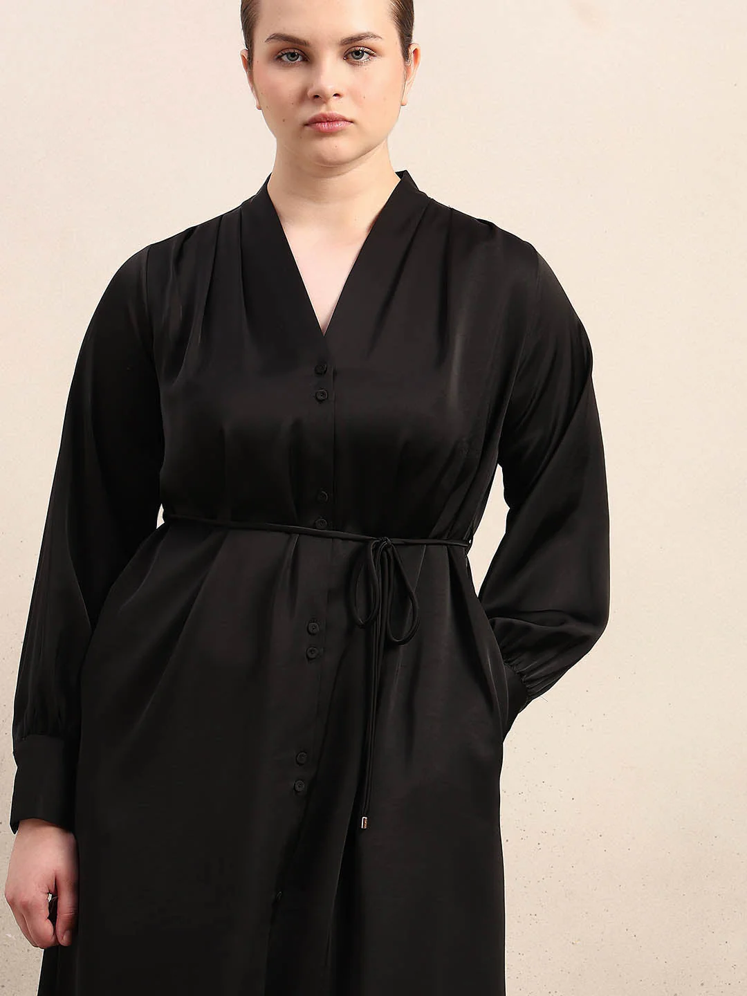Curve Belted V-Neck Midi Dress - Black - Image 5