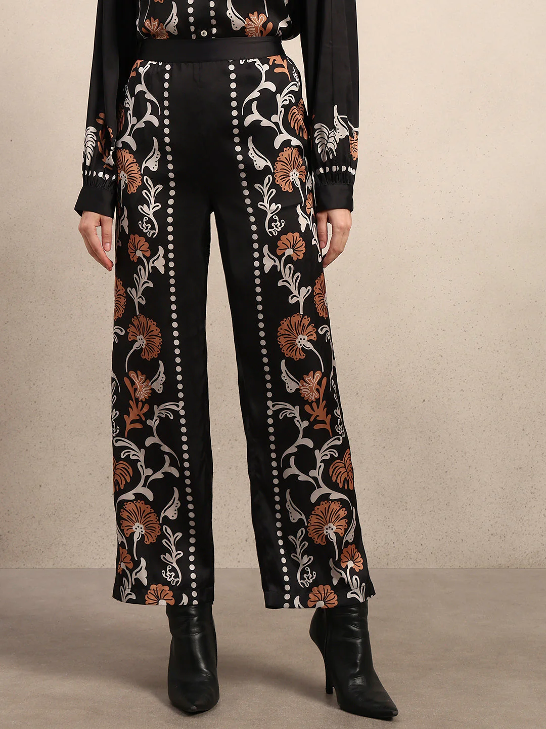 Embroidered Wide Leg Pants - Image 2