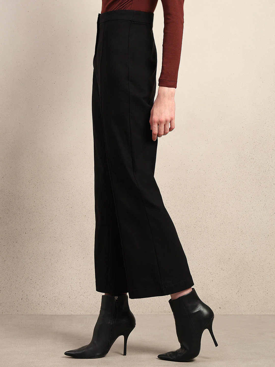 High Rise Flared Pants - Image 3