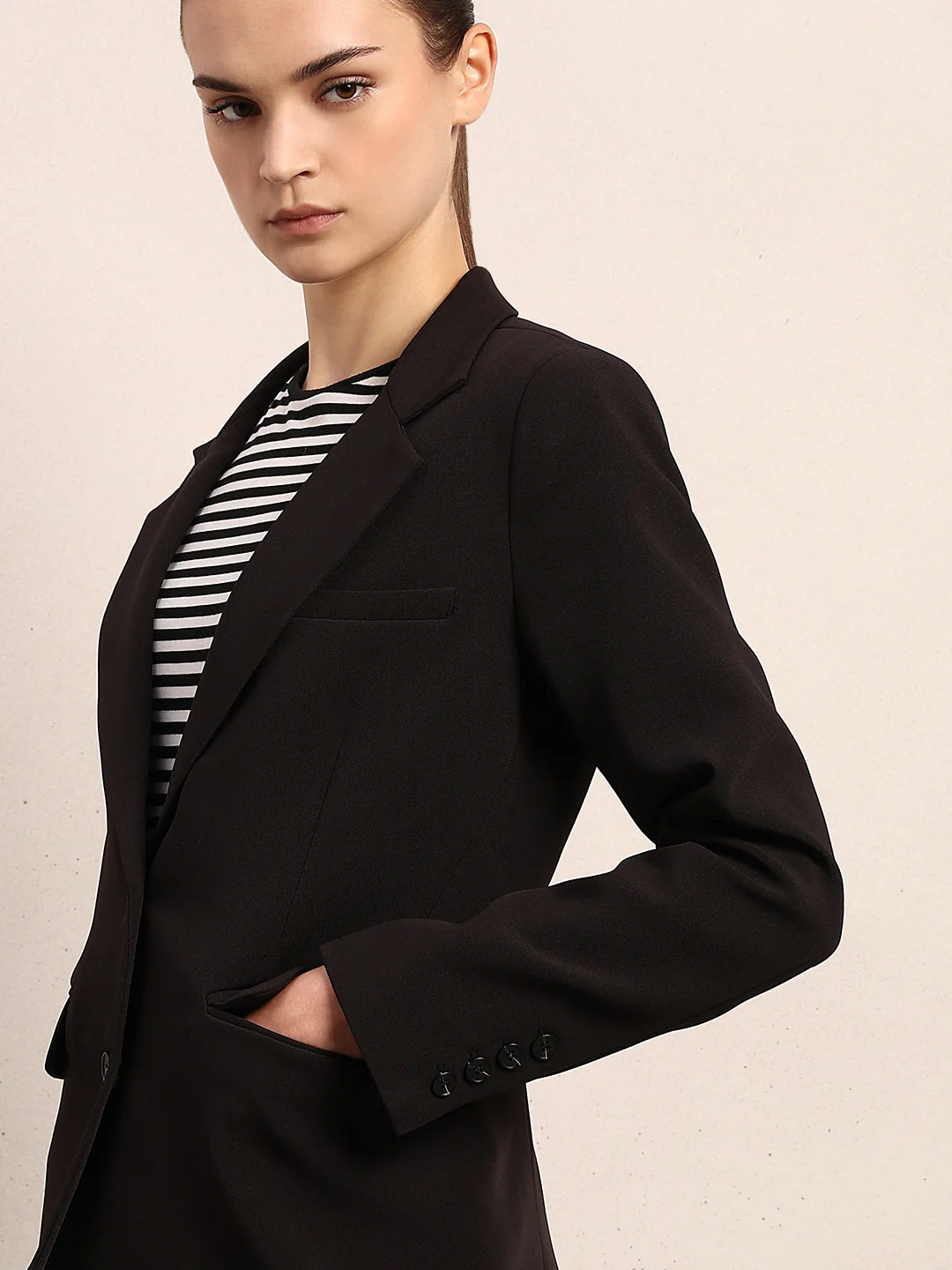Black Tailored Blazer - Image 6