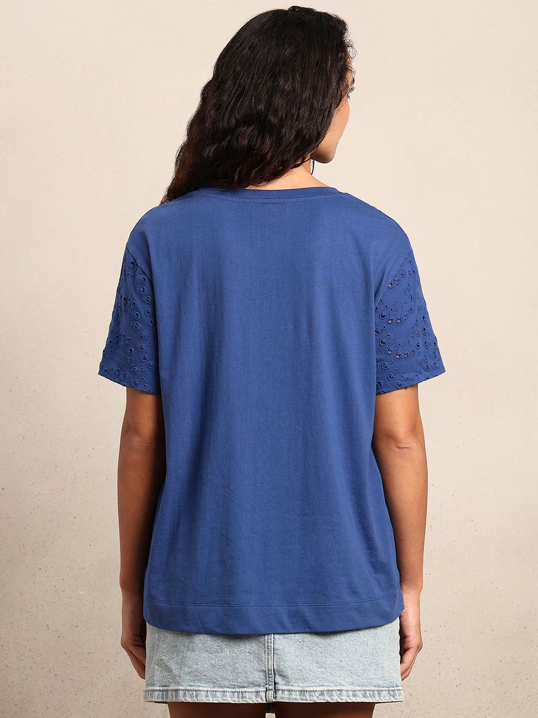 Schiffli Cotton T-shirt - Image 4