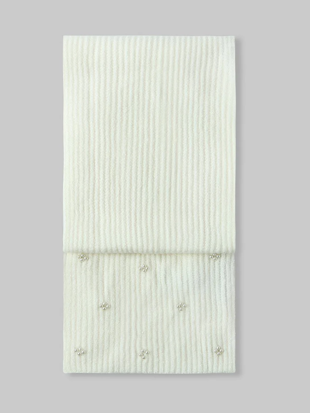 White Pearl Embellished Gloves-Scarf-Beanie Set - Image 4