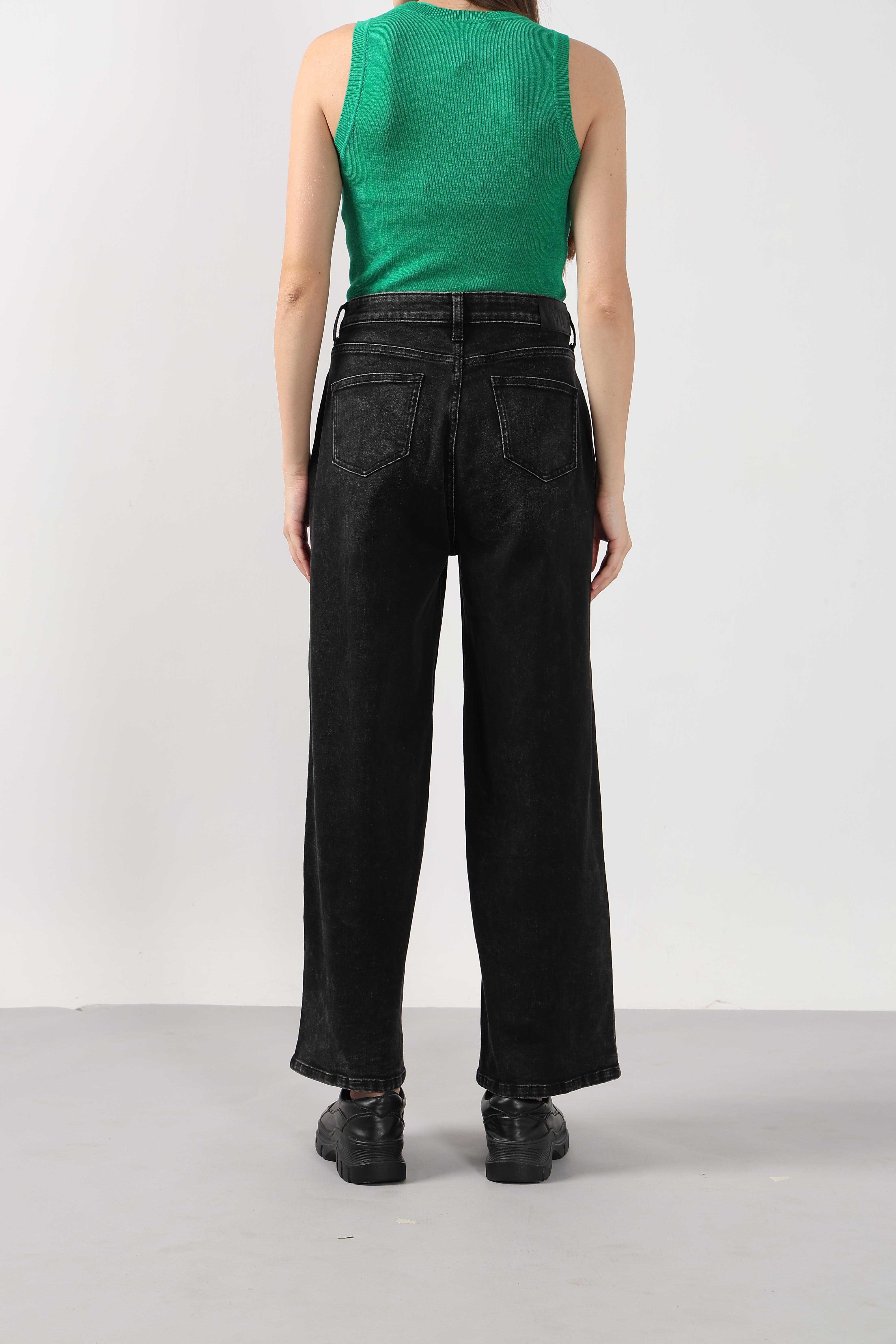 Black Mid Rise Wide Leg Jeans - Image 10