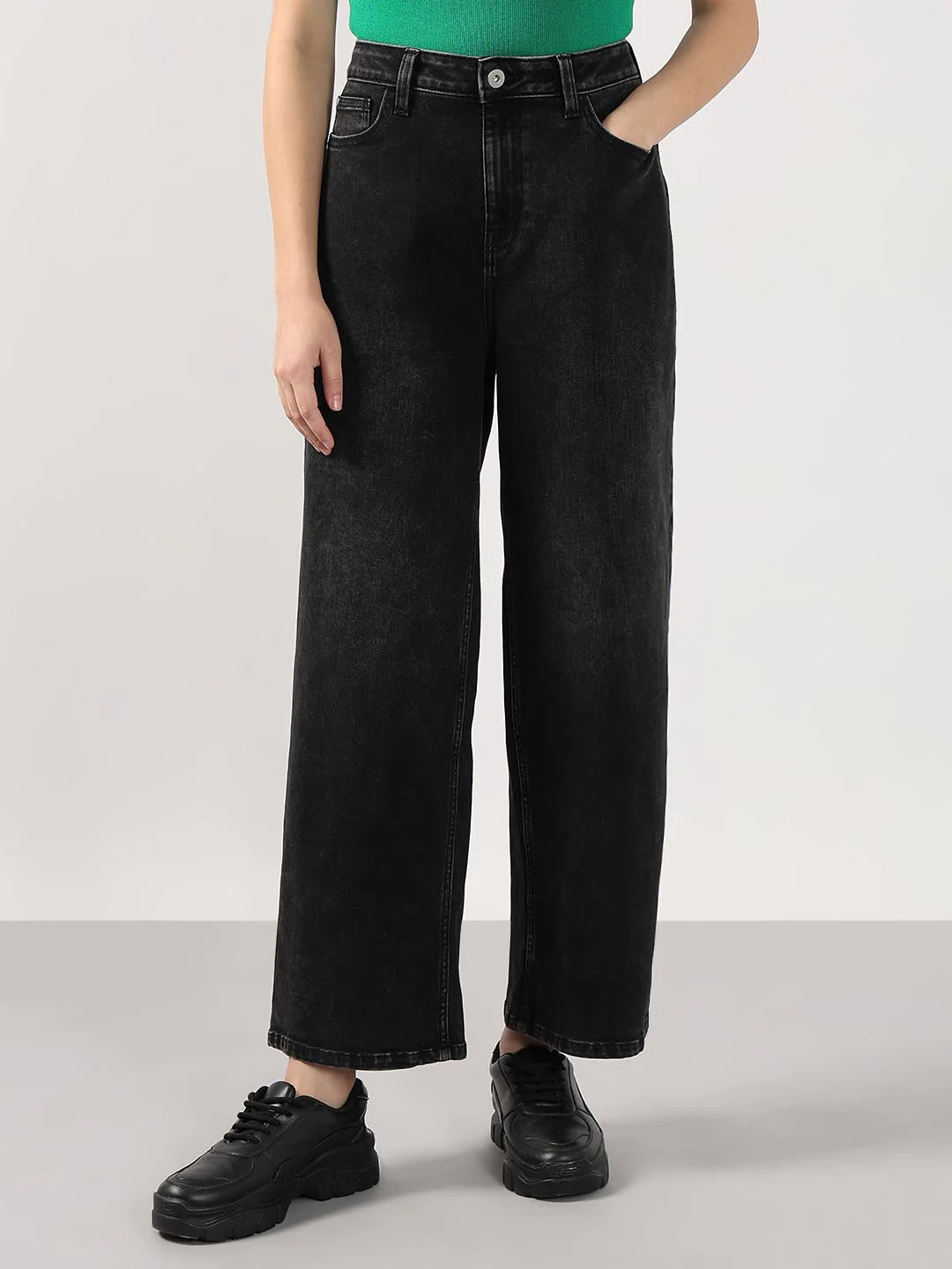 Black Mid Rise Wide Leg Jeans - Image 2