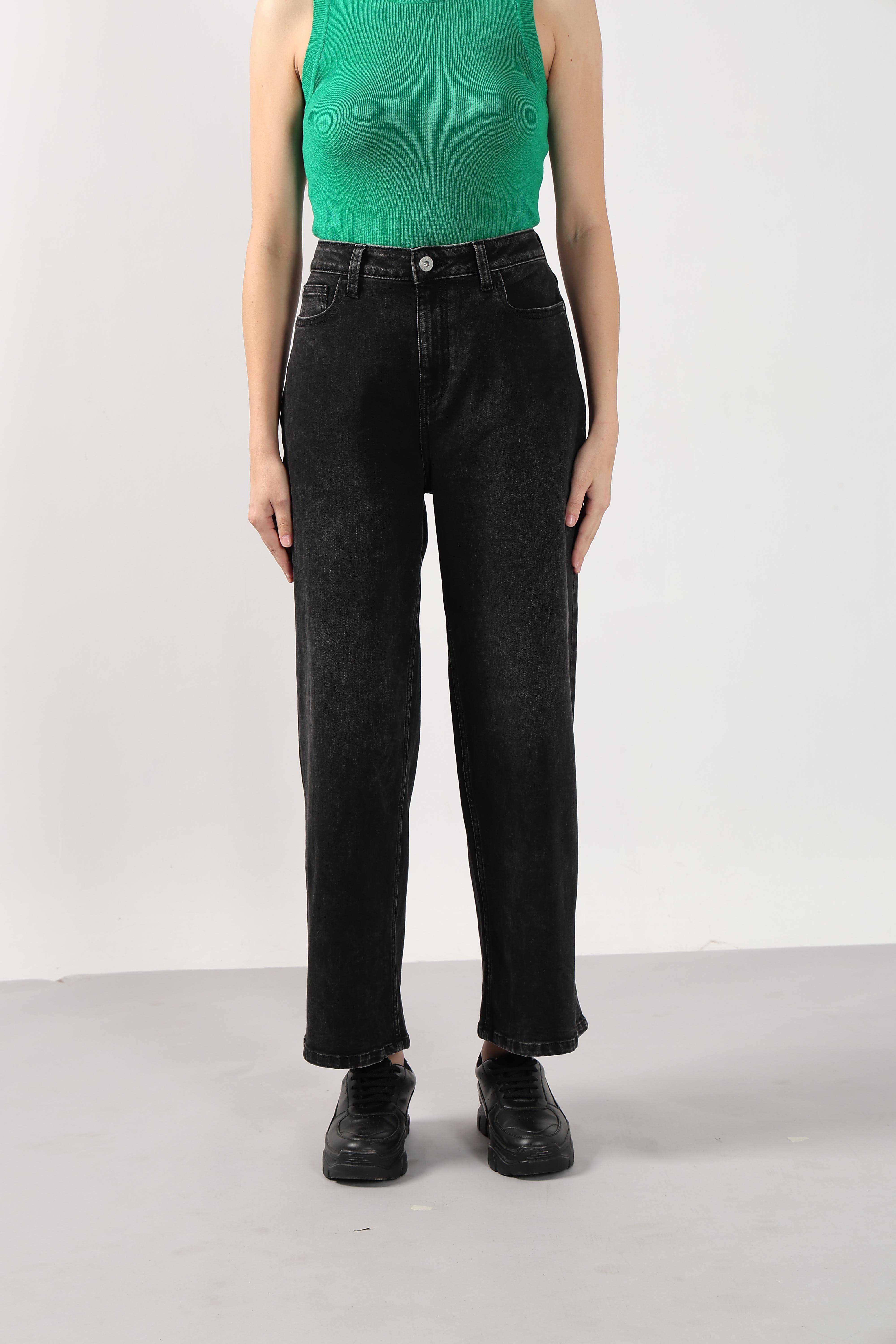 Black Mid Rise Wide Leg Jeans - Image 9