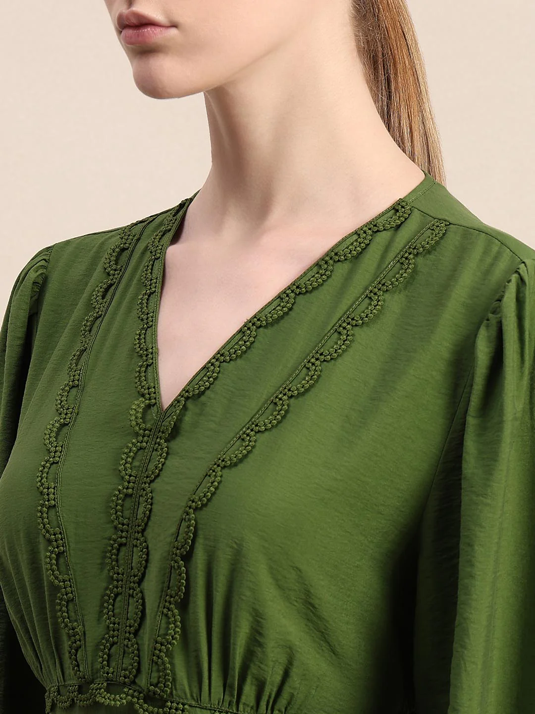 Green Lace Detail Mini Dress - Image 8