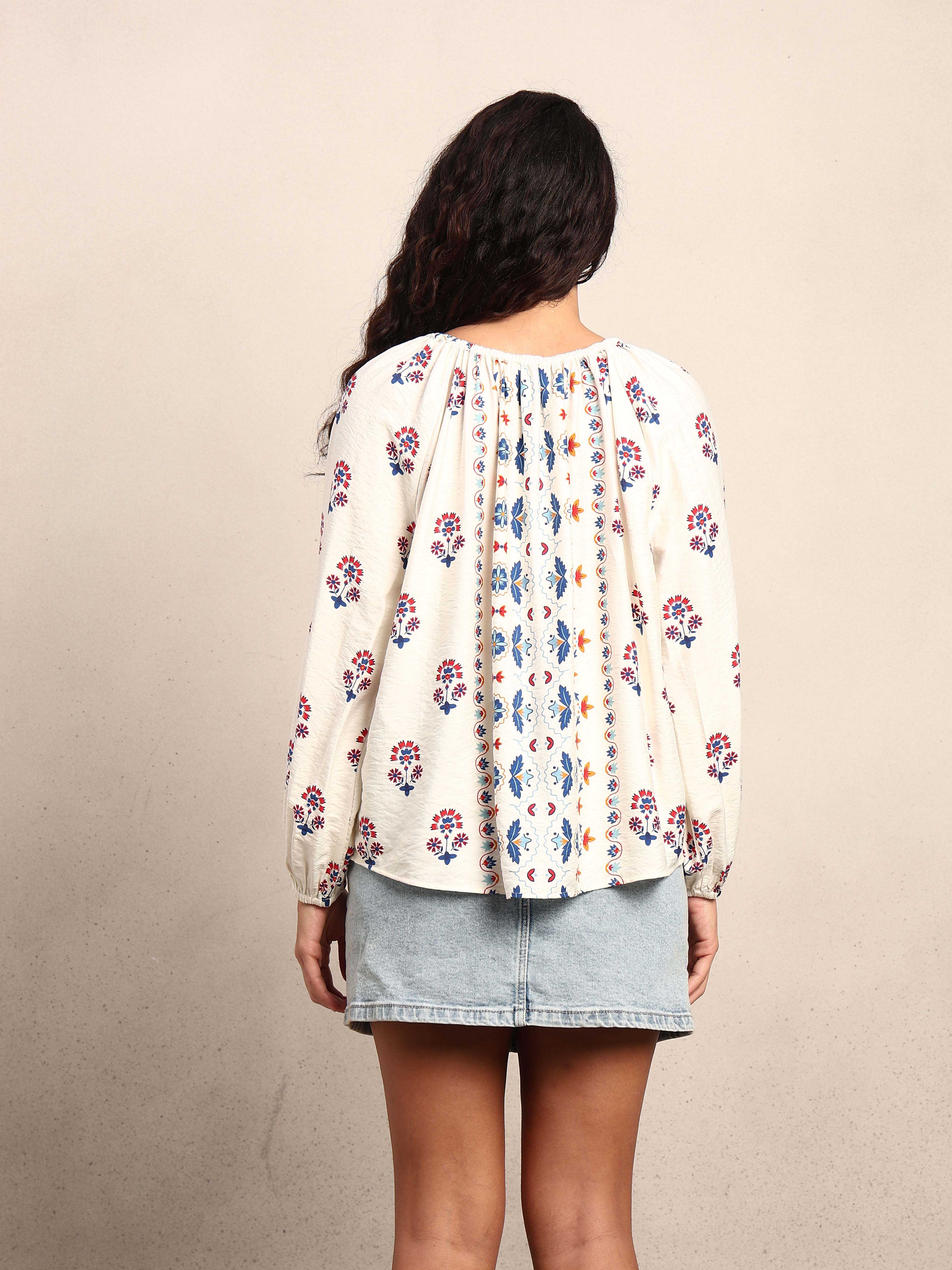 Printed Regular Fit Top - Image 10