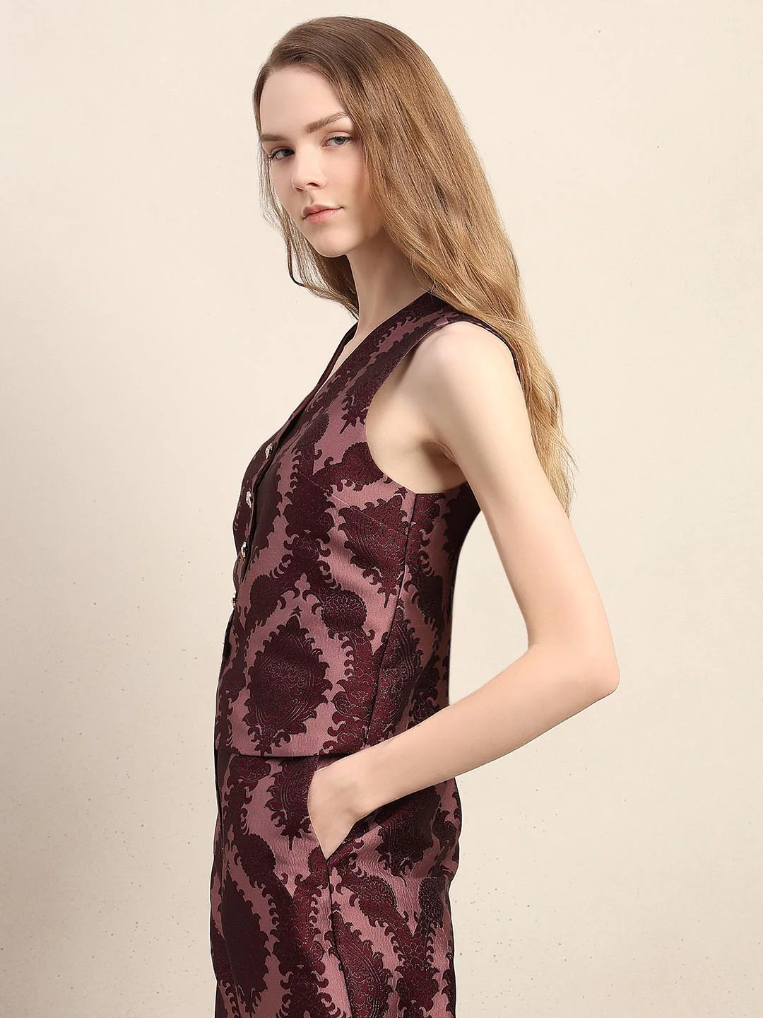 Maroon Jacquard Vest Top - Image 3