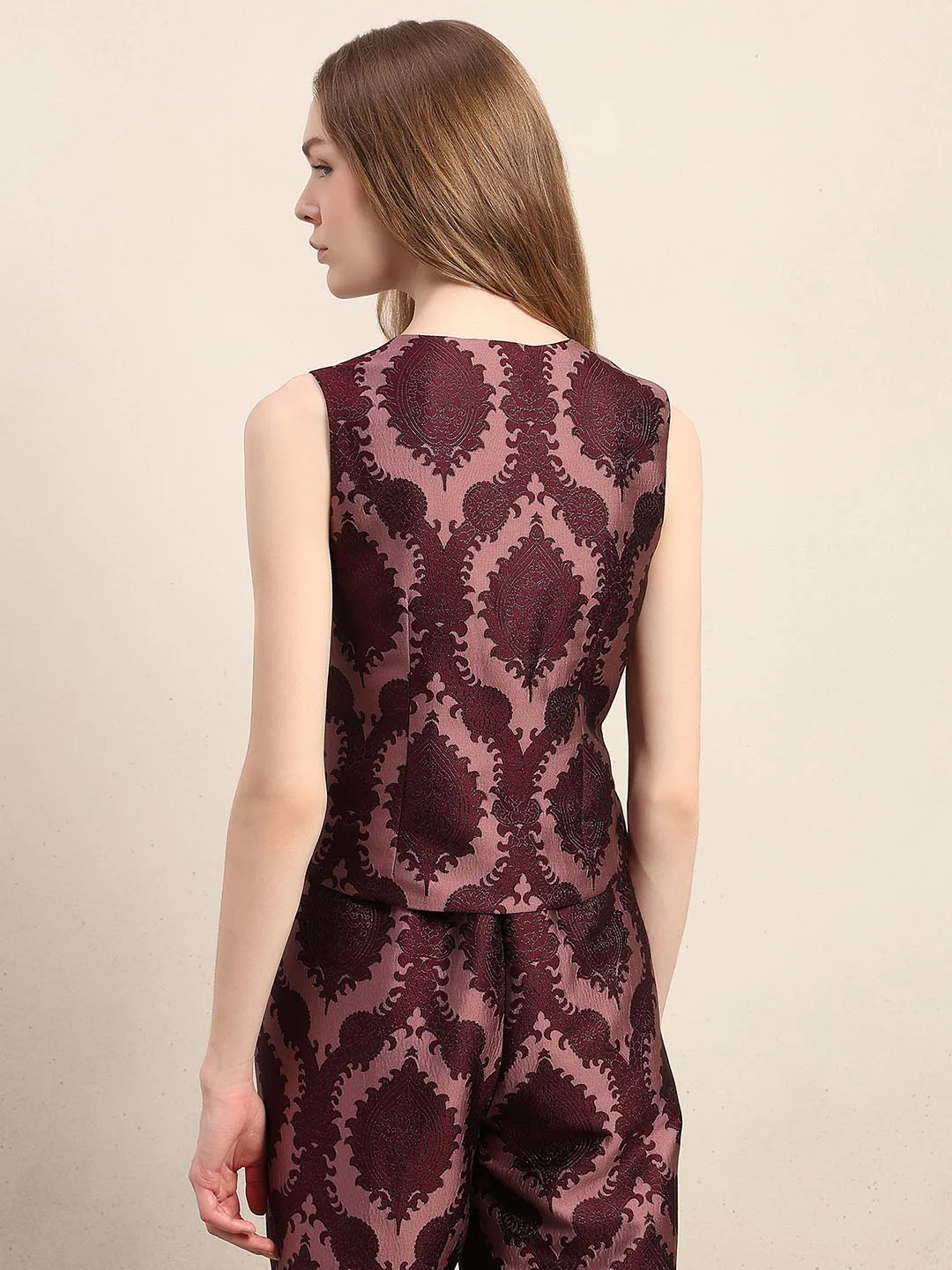 Maroon Jacquard Vest Top - Image 4