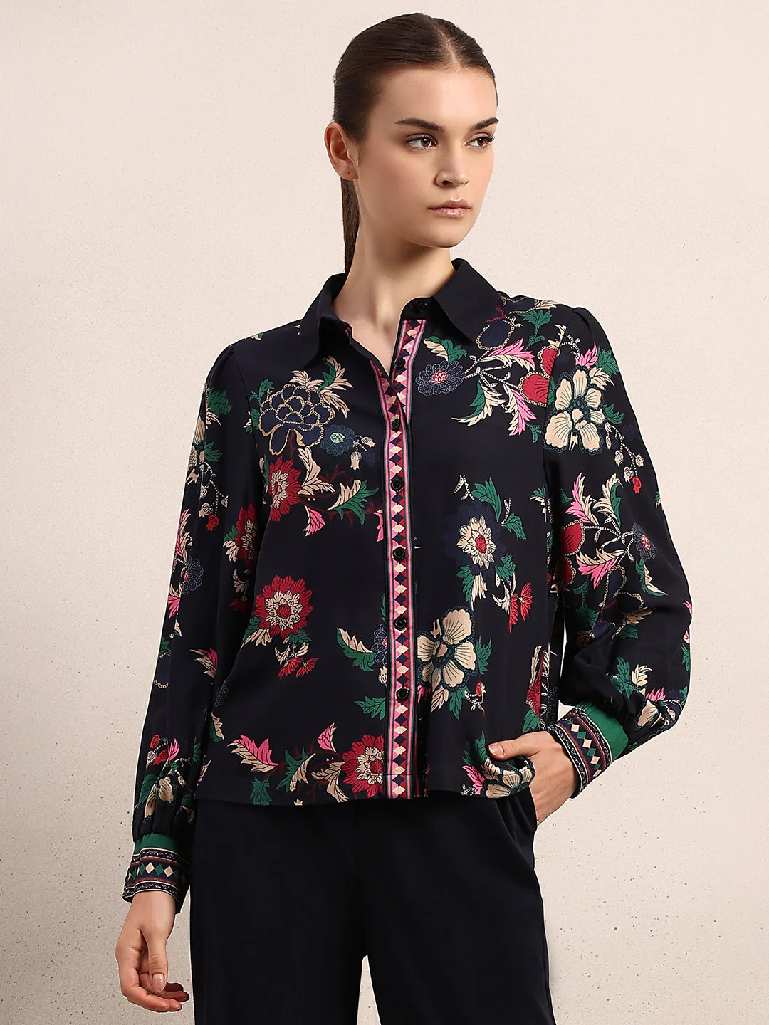 Printed Cuff Sleeves Viscose Shirt - Image 2