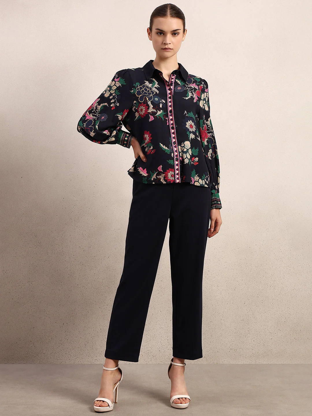 Printed Cuff Sleeves Viscose Shirt - Image 5