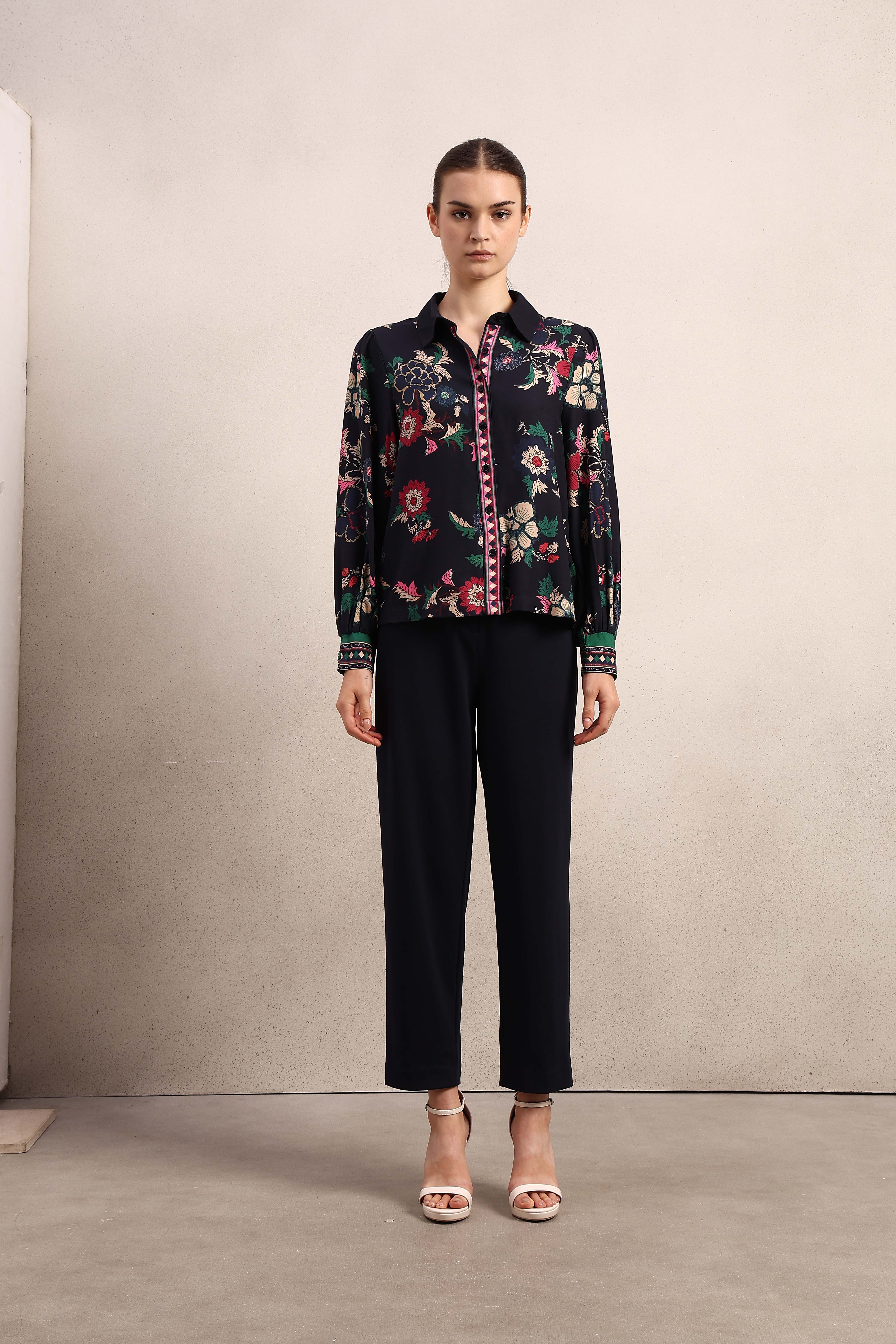 Printed Cuff Sleeves Viscose Shirt - Image 9