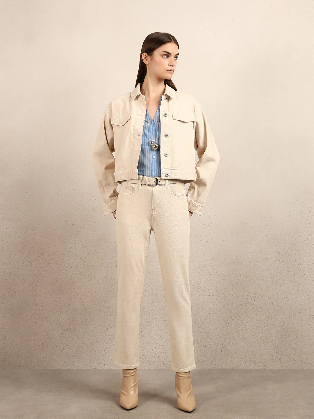 Ecru Ankle Length Straight Fit Jeans